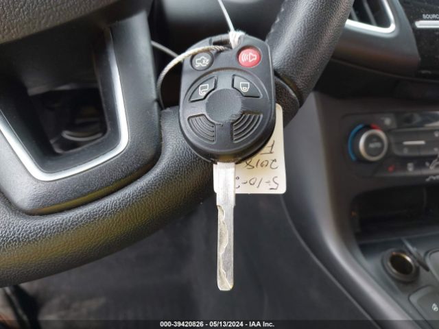 1FADP3M20JL241038 Ford FOCUS SEL