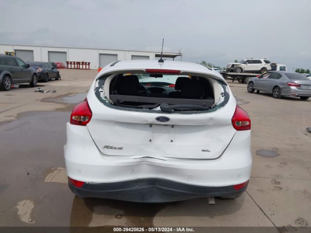 1FADP3M20JL241038 Ford FOCUS SEL
