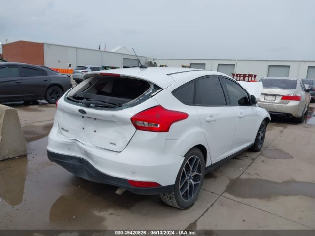 1FADP3M20JL241038 Ford FOCUS SEL