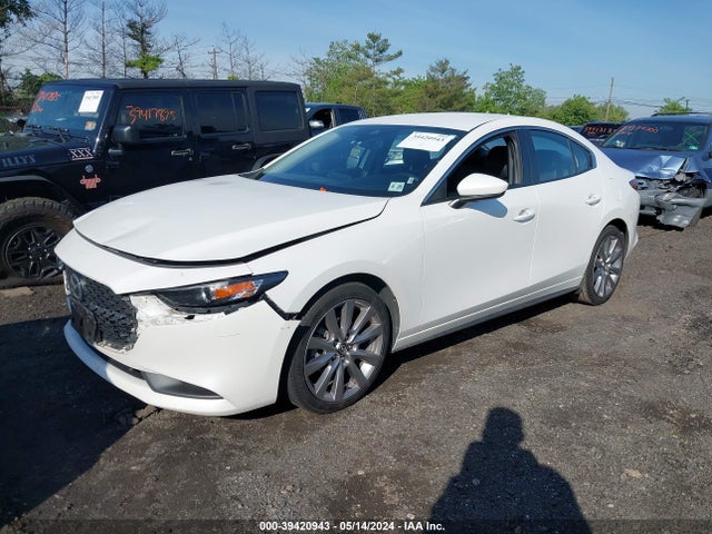 Mazda Mazda3 Select Package 2020 JM1BPACL1L1169801 Image 2