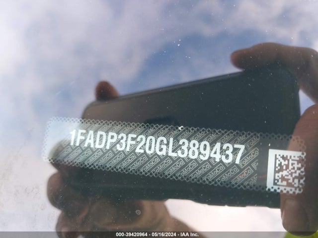 Ford FOCUS SE 2016 1FADP3F20GL389437 Image 9