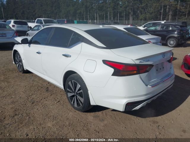 1N4BL4DW0NN310428 Nissan Altima Sv Intelligent Awd