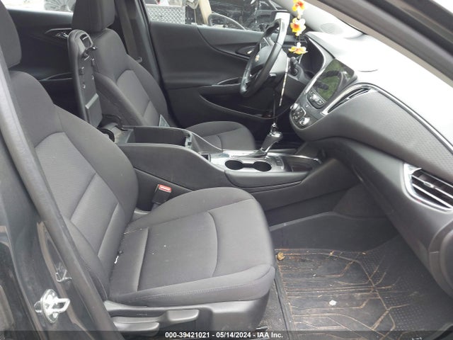 1G1ZD5ST4JF152421 Chevrolet MALIBU LT