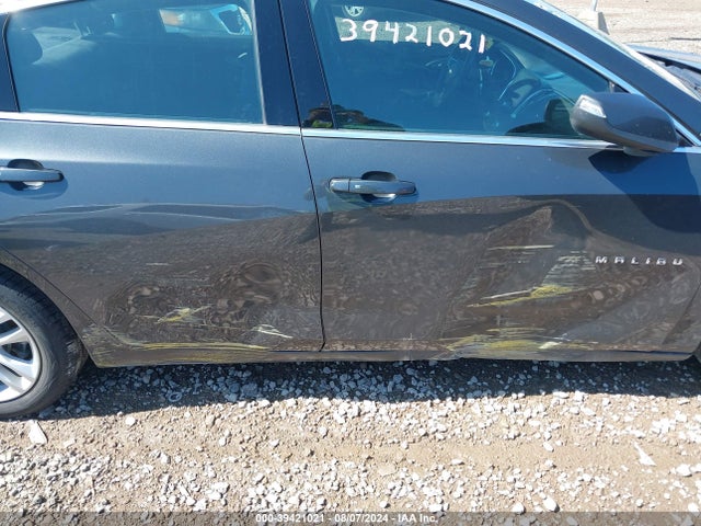 1G1ZD5ST4JF152421 Chevrolet MALIBU LT