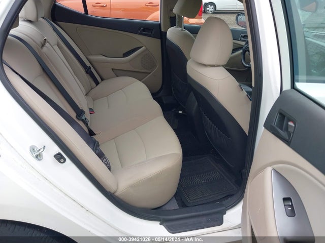 KIA Optima Lx 2015 KNAGM4A74F5571487 Image 8