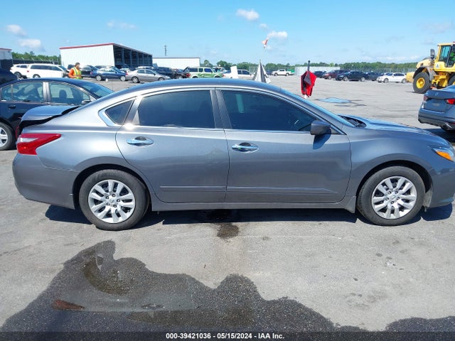 Nissan Altima 2.5 S 2018 1N4AL3AP4JC223382 Image 13