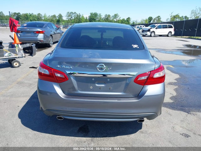 Nissan Altima 2.5 S 2018 1N4AL3AP4JC223382 Image 16