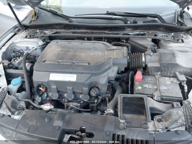 1HGCR3F94HA007745 Honda Accord Touring V6