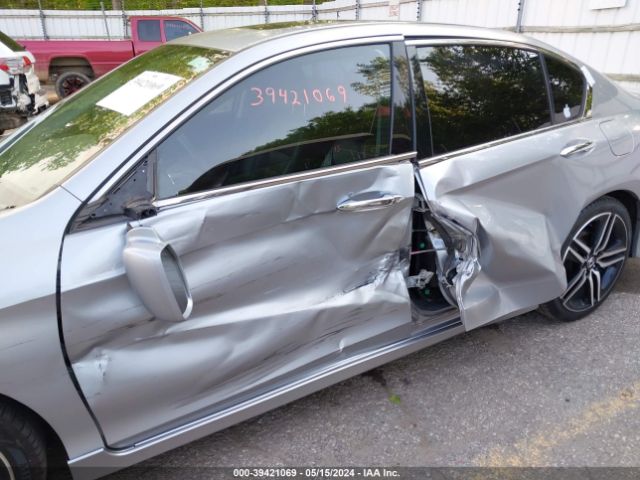 1HGCR3F94HA007745 Honda Accord Touring V6