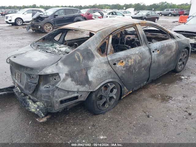 KIA Forte Lxs 2021 3KPF24AD6ME352915 Image 4