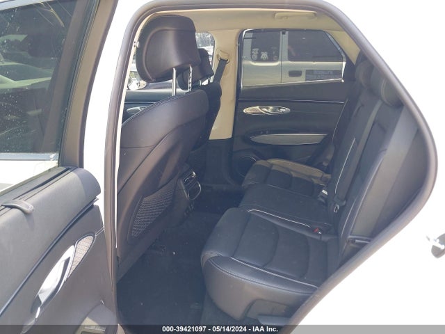 Genesis Gv70 2.5t Awd 2023 KMUMADTB3PU121334 Image 8