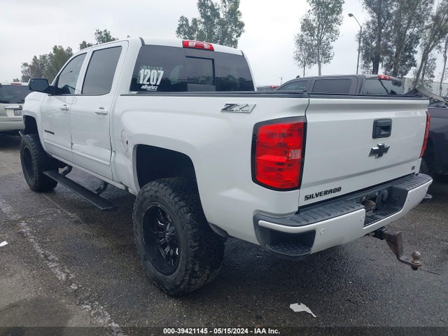 Chevrolet Silverado 1500 2lt 2018 3GCUKREC6JG264310 Image 3