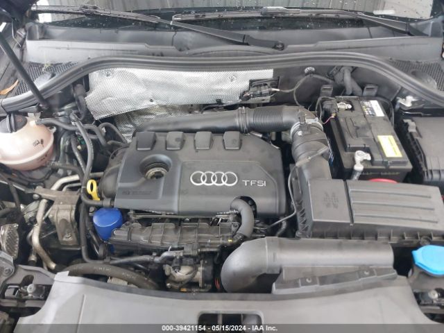 WA1BCCFS6JR005799 Audi Q3 2.0t Premium