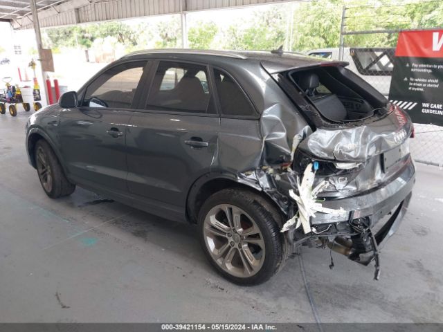 WA1BCCFS6JR005799 Audi Q3 2.0t Premium