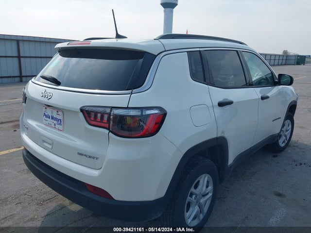 3C4NJDAB5MT575701 Jeep Compass Sport 4x4