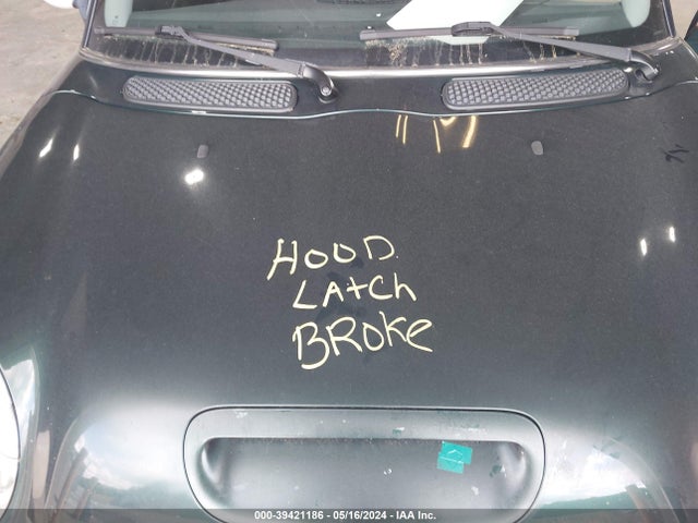 2004 MINI COOPER S WMWRE33484TD79360 Photo 9