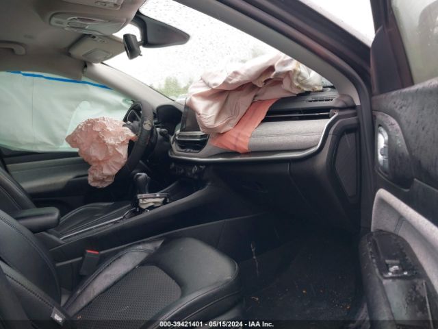3C4NJDBB1NT118710 Jeep Compass Latitude 4x4