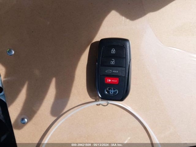JTDAAAAF5R3029046 Toyota Crown Xle