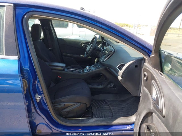 Chrysler 200 Limited 2015 1C3CCCAB0FN547291 Image 5