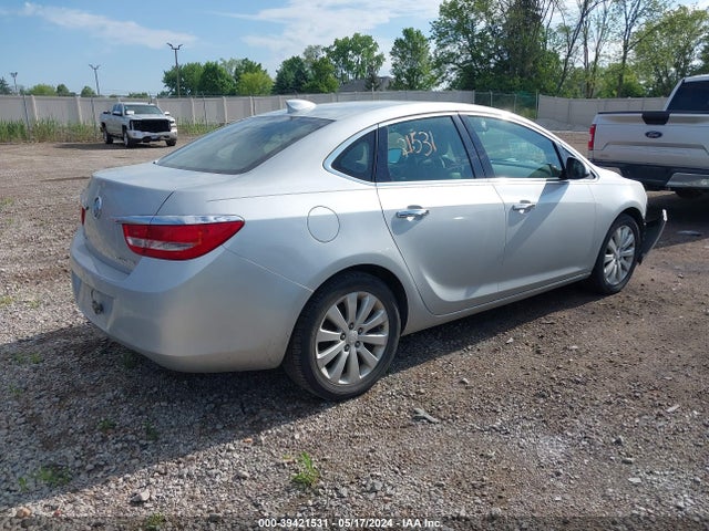 1G4PP5SKXG4122210 Buick Verano