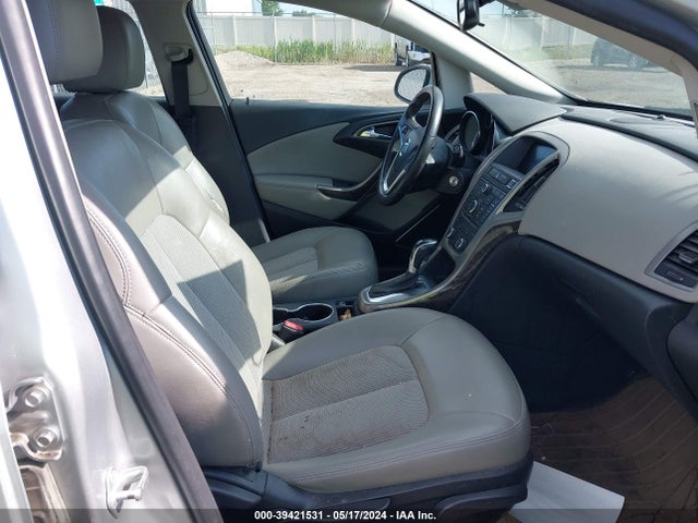 1G4PP5SKXG4122210 Buick Verano