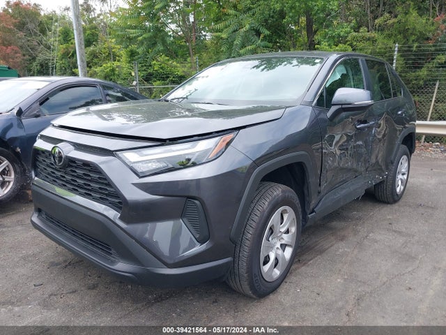 Toyota RAV4 LE 2023 2T3K1RFV0PC247488 Image 2