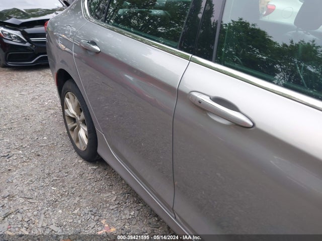 Chrysler 200 C 2015 1C3CCCCB1FN545515 Image 12
