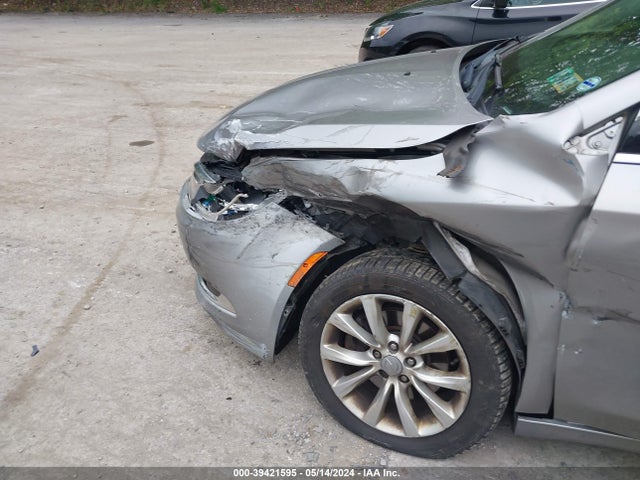 Chrysler 200 C 2015 1C3CCCCB1FN545515 Image 15