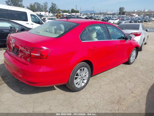 3VWLA7AJ3FM275617 Volkswagen Jetta 2.0l Tdi Se