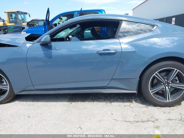 Ford Mustang Ecoboost Premium Fastback 2024 1FA6P8TH3R5109810 Image 13