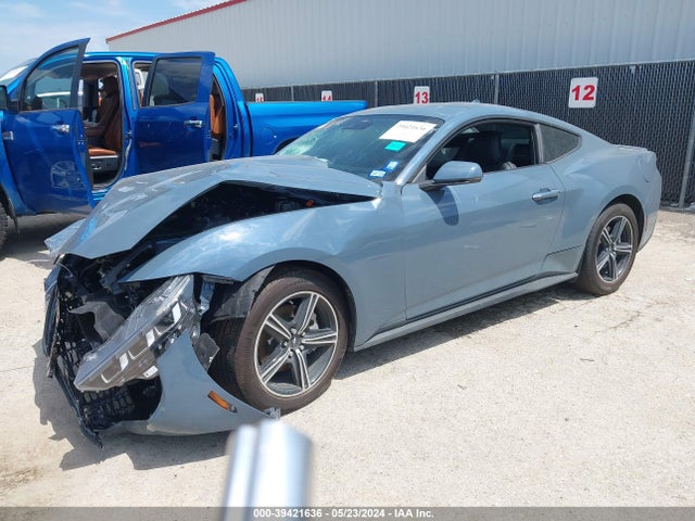 Ford Mustang Ecoboost Premium Fastback 2024 1FA6P8TH3R5109810 Image 2