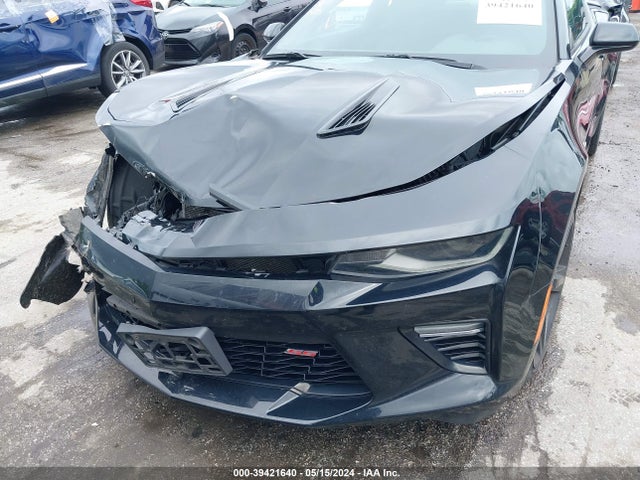 Chevrolet Camaro 1ss 2018 1G1FE1R71J0187714 Image 17