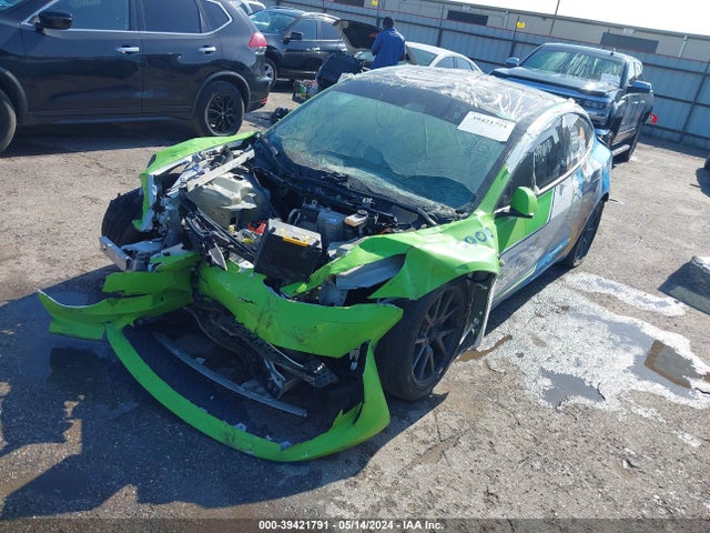 Tesla Model 3 Long Range Dual Motor All-wheel Drive 2020 5YJ3E1EB4LF665181 Image 2