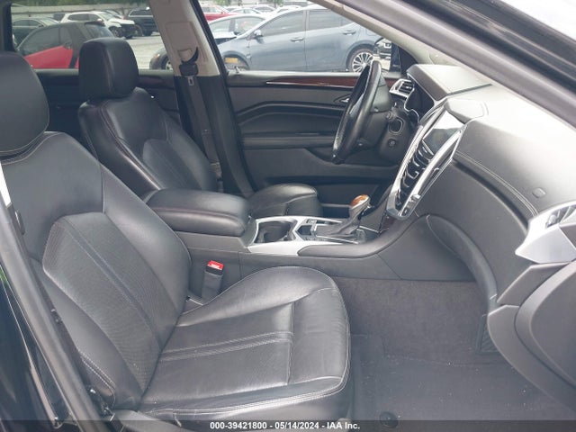 3GYFNBE33ES527034 Cadillac Srx Luxury Collection