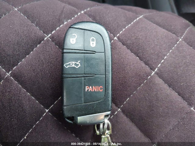 Chrysler 200 Limited 2015 1C3CCCAB2FN755916 Image 11