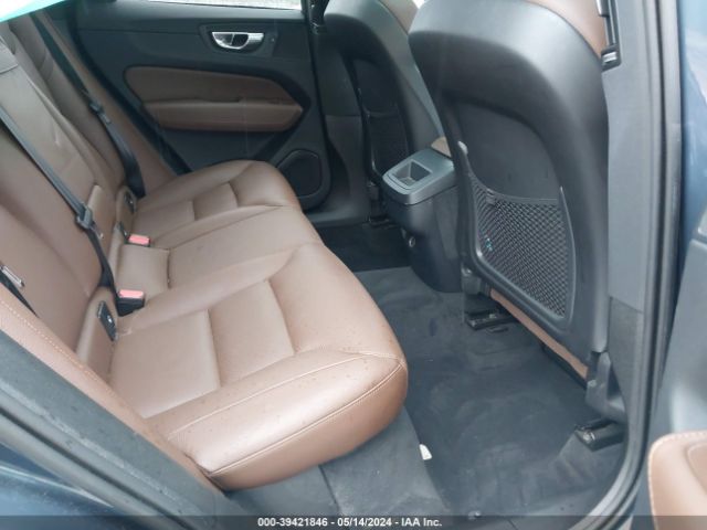YV4A22RK2J1042323 Volvo Xc60 T6 Momentum
