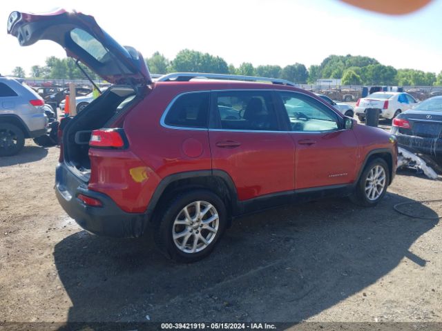 1C4PJLCS3GW247336 Jeep Cherokee Latitude