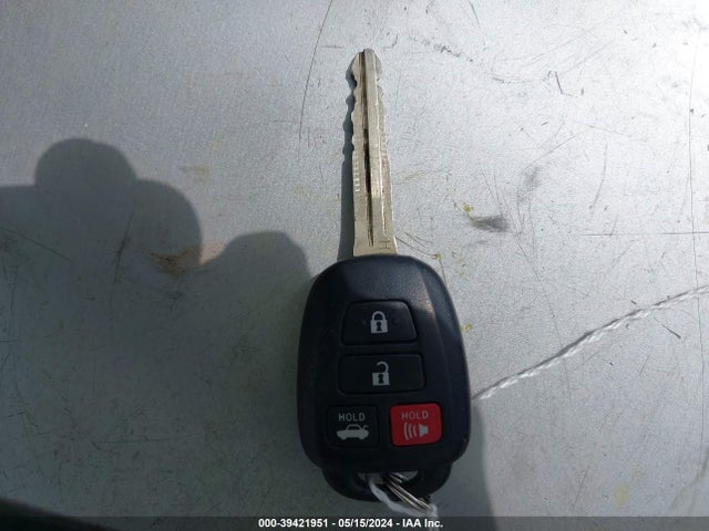Toyota CAMRY LE 2016 4T4BF1FKXGR517557 Image 11