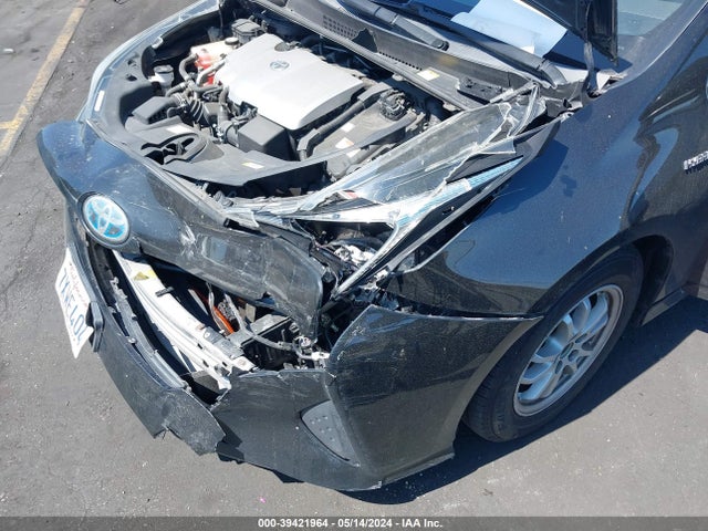 Toyota Prius Two 2017 JTDKBRFU9H3549756 Image 12