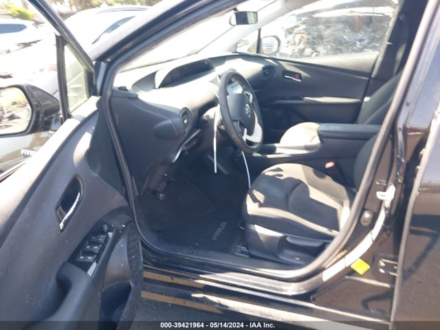 Toyota Prius Two 2017 JTDKBRFU9H3549756 Image 18