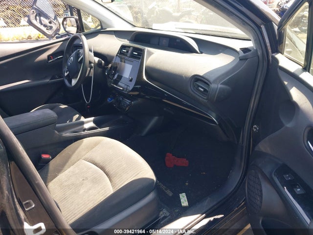 Toyota Prius Two 2017 JTDKBRFU9H3549756 Image 5
