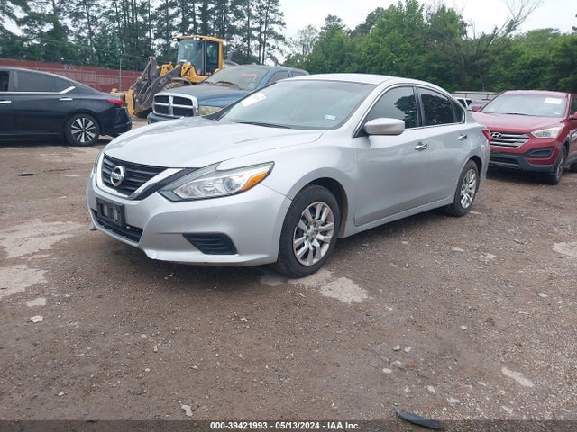 Nissan Altima 2.5 S 2017 1N4AL3AP8HN316680 Image 2