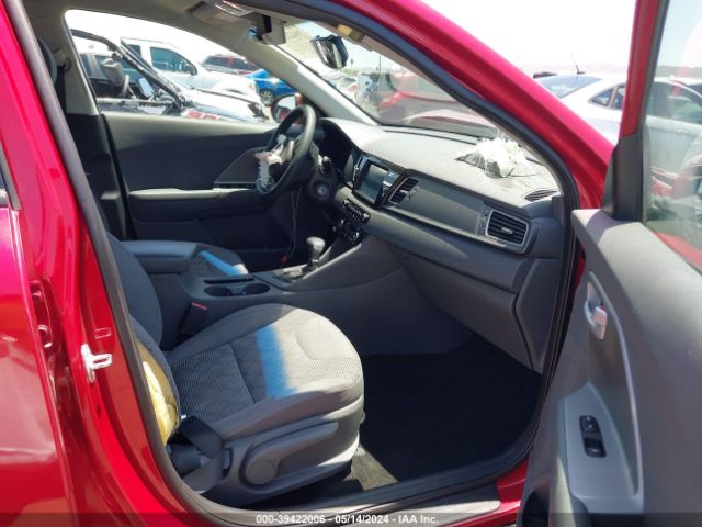 KNDCB3LC8K5290895 KIA NIRO FE