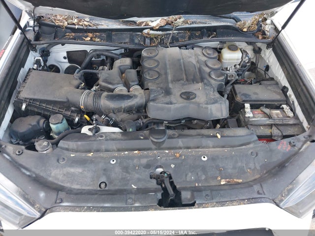 Toyota 4RUNNER SR5 2016 JTEBU5JR8G5365879 Image 10