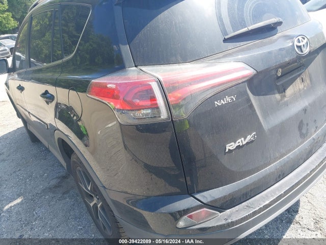 Toyota RAV4 SE 2018 2T3NFREV4JW434352 Image 3