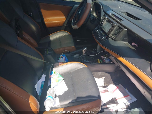 Toyota RAV4 SE 2018 2T3NFREV4JW434352 Image 5
