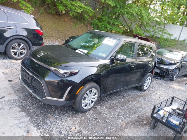 KIA SOUL LX 2023 KNDJ23AUXP7874455 Image 2