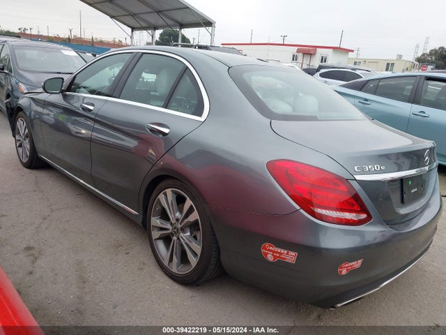 55SWF4HB7JU235597 Mercedes-Benz C 350E