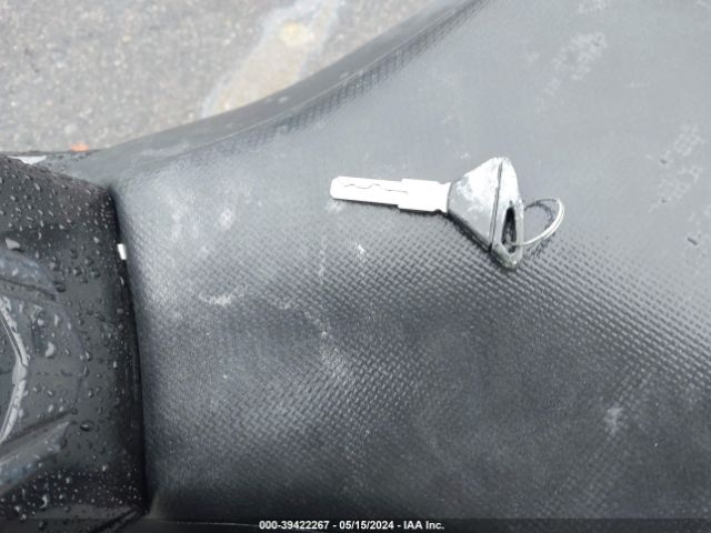 2017 APRILIA TUONO ZD4KGUA0XHS000473 Photo 10