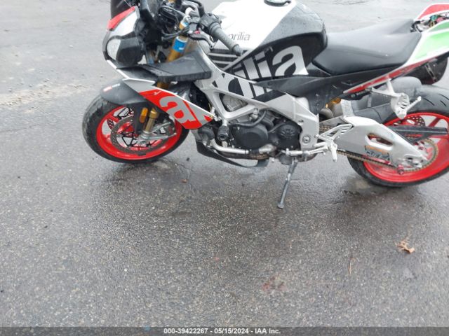2017 APRILIA TUONO ZD4KGUA0XHS000473 Photo 8